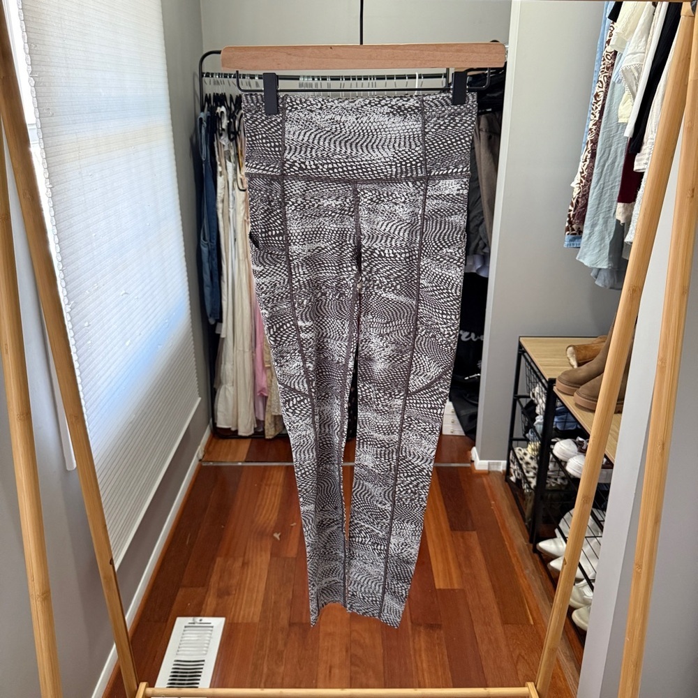 Lululemon Fast & Free 7/8 - Picture 3 of 12